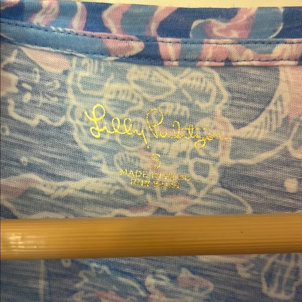 NWT Lilly Pulitzer Blue & White Etta Scoop Neck Tee Small - Picture 3 of 4